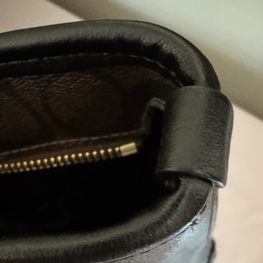 Coach City ZipTote -  Black and Brown Signature Canvas with gold hardware EUC - Picture 13 of 13